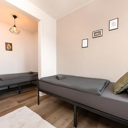 Smart - - Perfect For 6 Guests! - Netflix - Free Parking Zone * Bochum