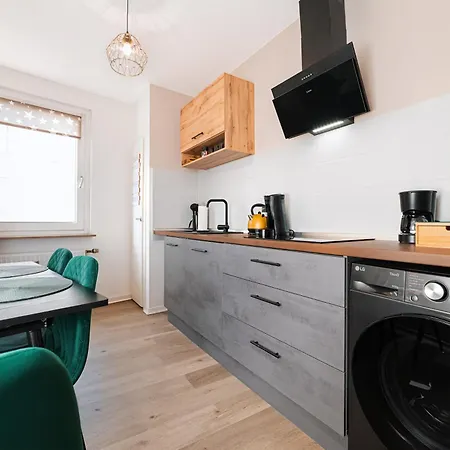 公寓 Smart - - Perfect For 6 Guests! - Netflix - Free Parking Zone 波鸿